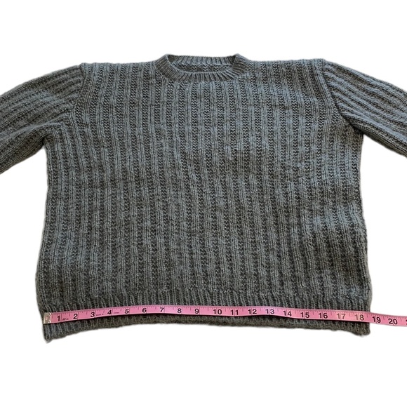 Grey Hand Knit Wool Sweater - Size M - Picture 7 of 9